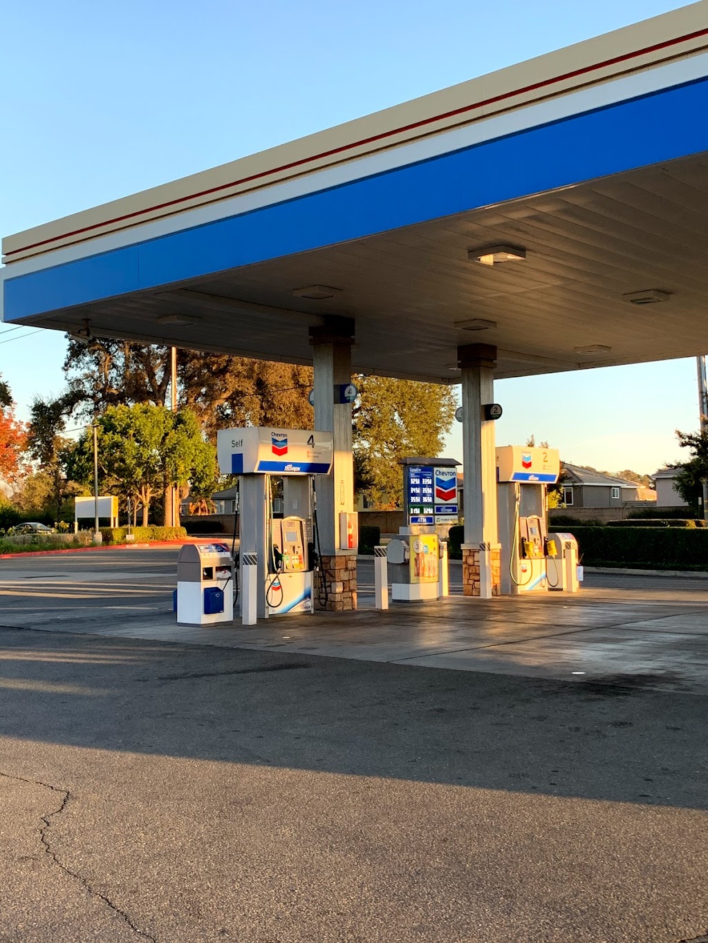 Chevron | 2330 Nicolaus Rd, Lincoln, CA 95648, USA | Phone: (916) 543-2176