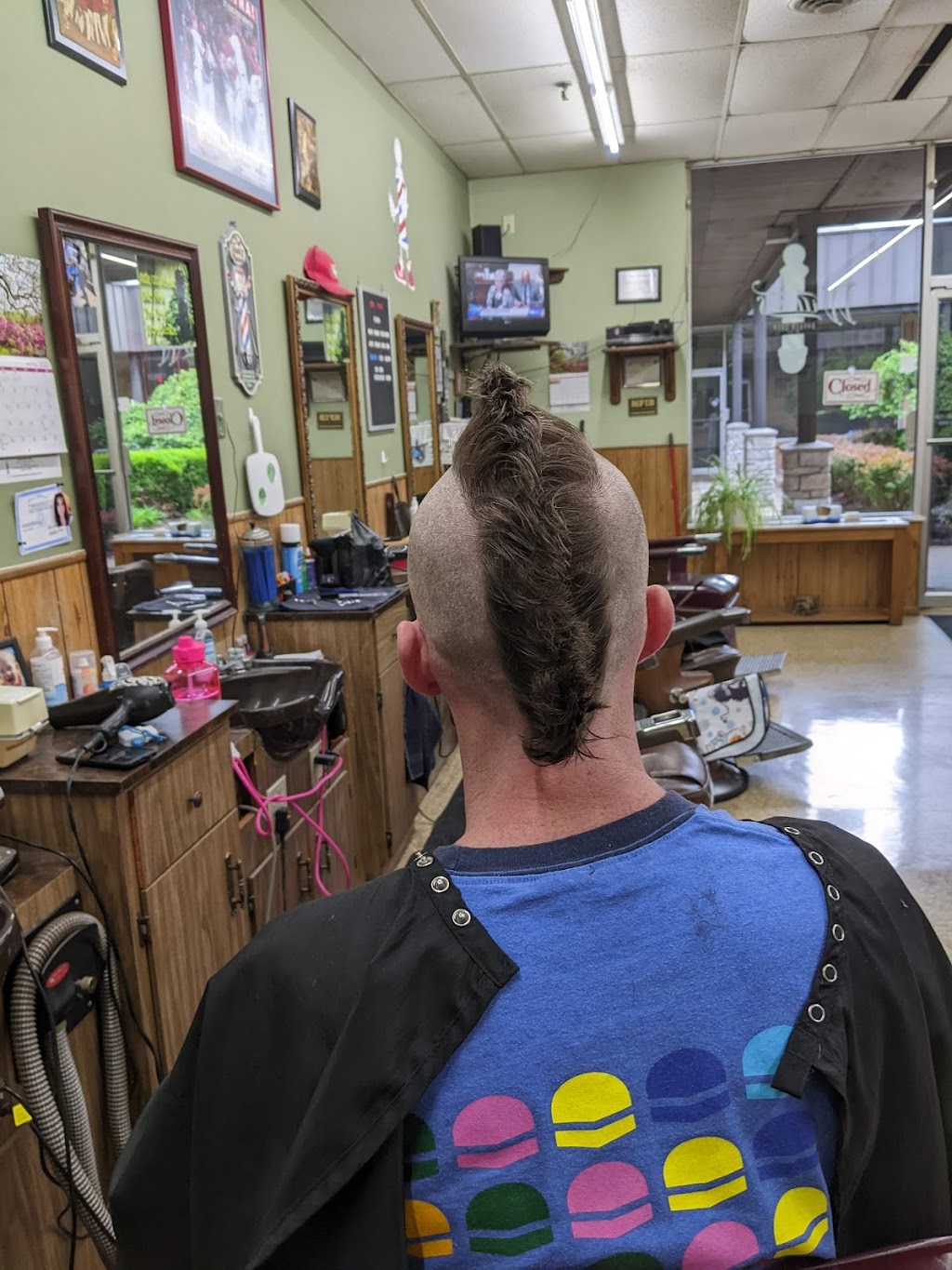 Willies Barber Shop | 3004 S St Peters Pkwy L, St Peters, MO 63303, USA | Phone: (636) 447-3077