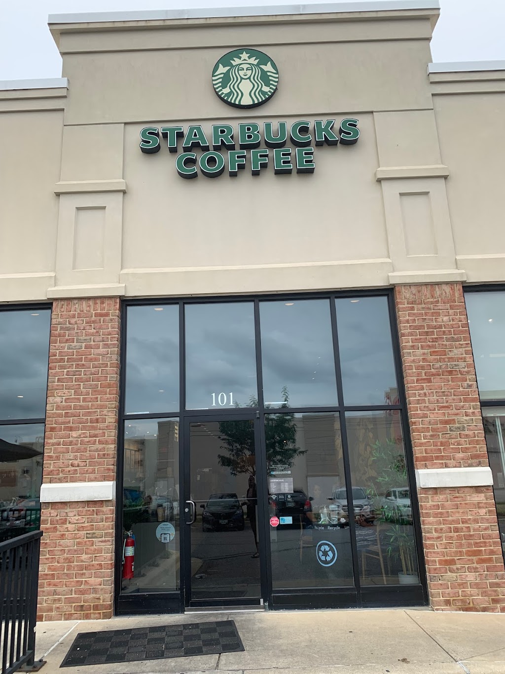Starbucks | 2384 Brandermill Blvd, Gambrills, MD 21054, USA | Phone: (443) 302-6278