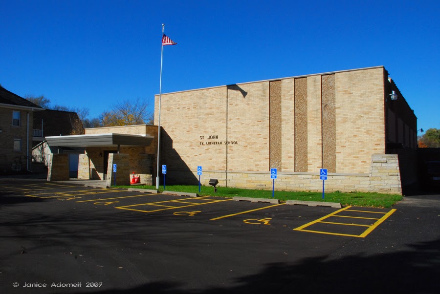 St Johns Lutheran School | 413 E Madison St, Waterloo, WI 53594, USA | Phone: (920) 478-2707