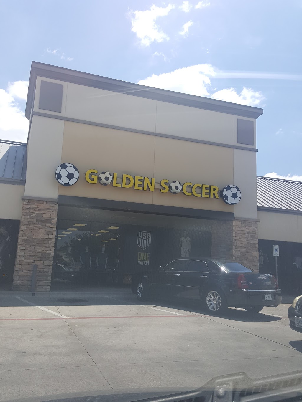 Golden Soccer | 1103 S Josey Ln Apt 409, Carrollton, TX 75006, USA | Phone: (972) 417-2463