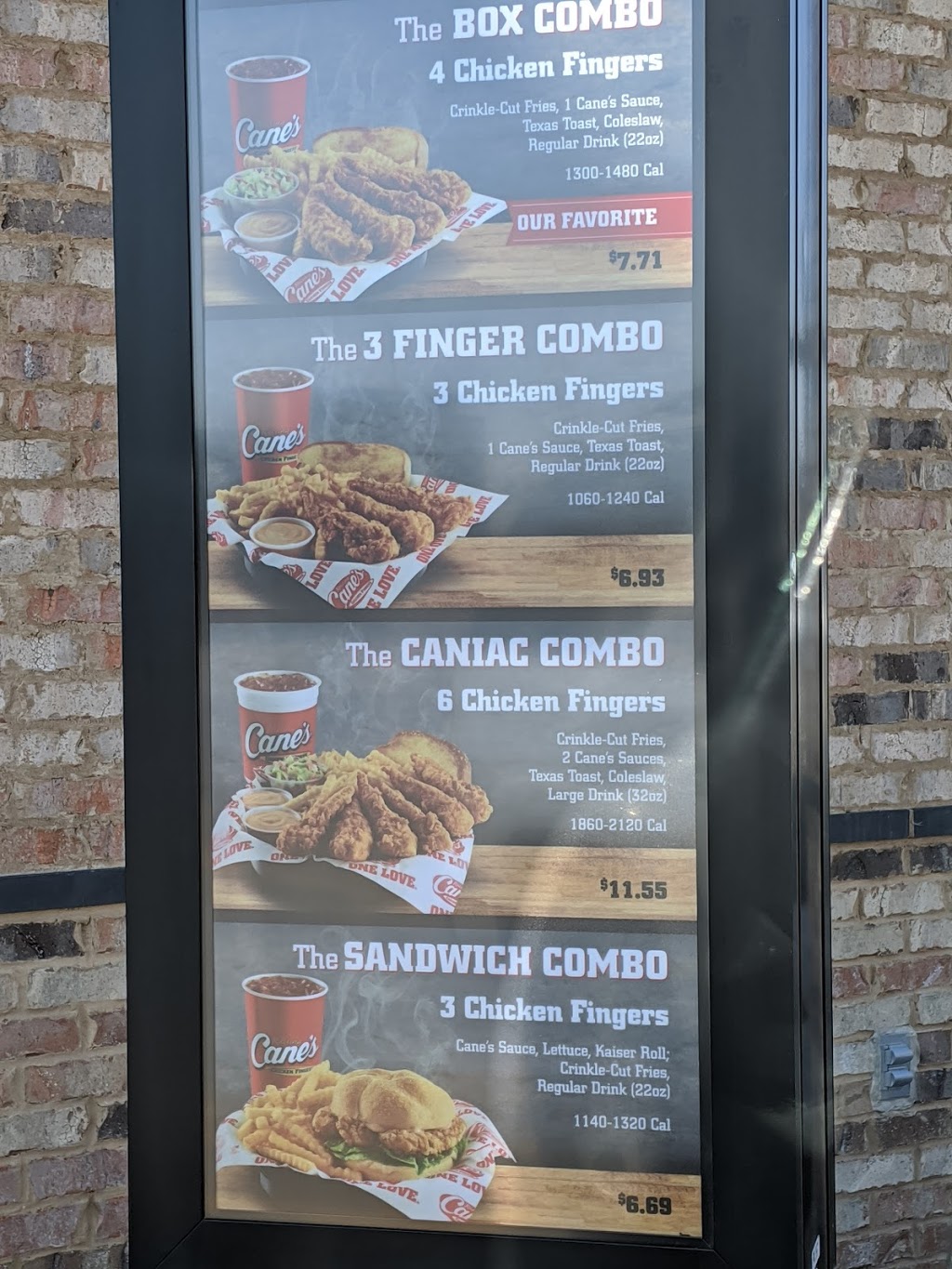 Raising Canes Chicken Fingers | 3151 E Broad St, Mansfield, TX 76063, USA | Phone: (682) 518-1218