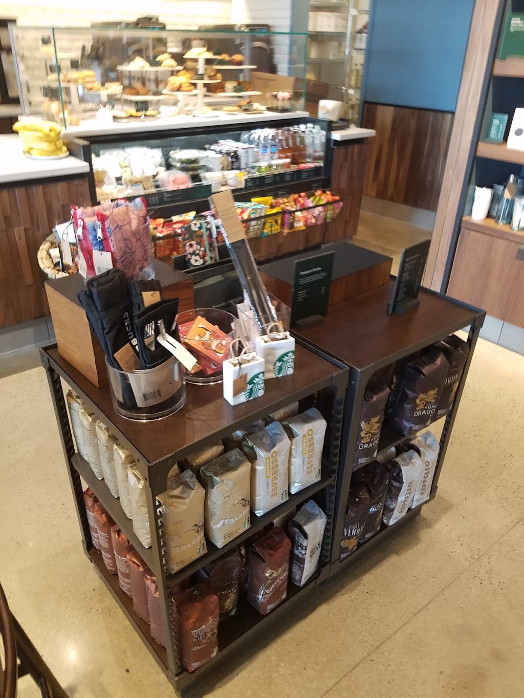 Starbucks - cafe  | Photo 7 of 10 | Address: 6100 Warner Ave UNIT 101, Huntington Beach, CA 92647, USA | Phone: (714) 375-9389