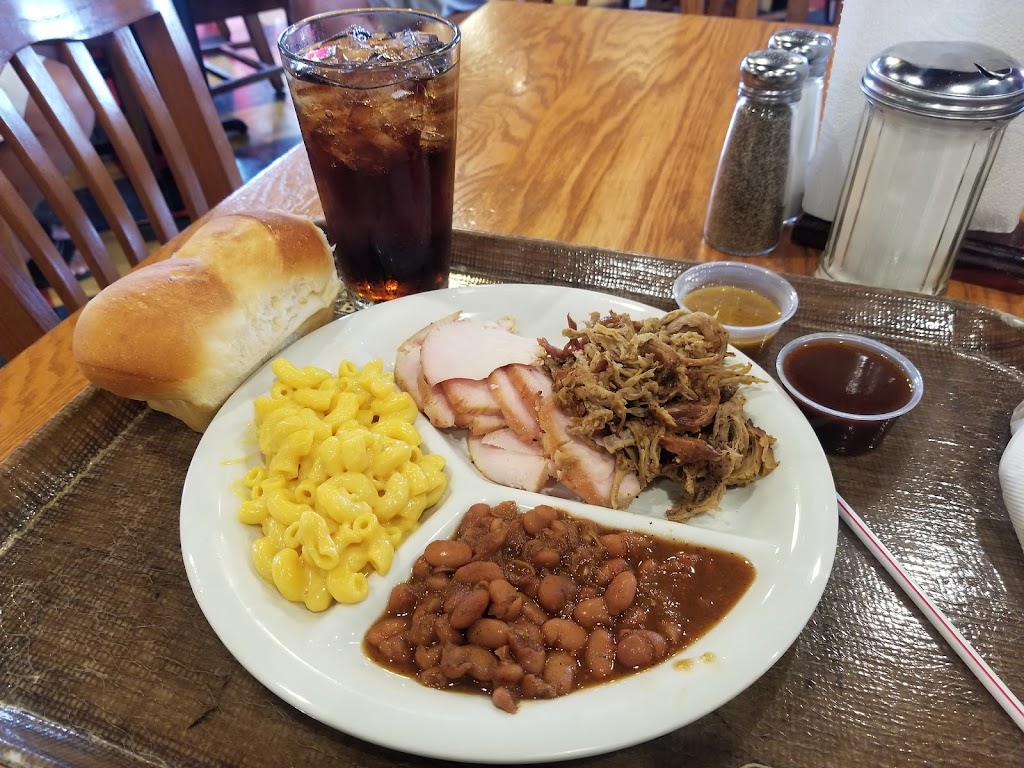 Spring Creek Barbeque | 13125 South, I-35W, Burleson, TX 76028 | Phone: (817) 426-6335