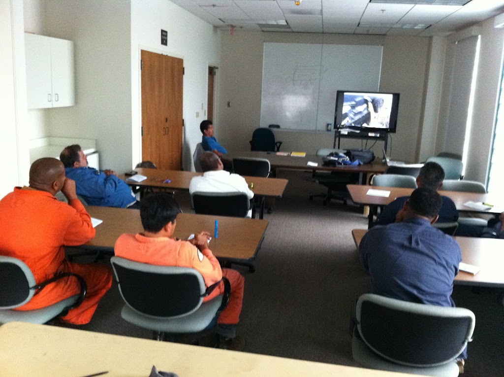 Forklift University of Las Vegas | 2901 Highland Building 2 Unit D, Las Vegas, NV 89109, USA | Phone: (888) 674-9992