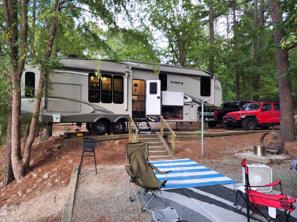 Poplar Point Campground | 558 Beaver Creek Rd, Apex, NC 27502, USA | Phone: (919) 362-0586