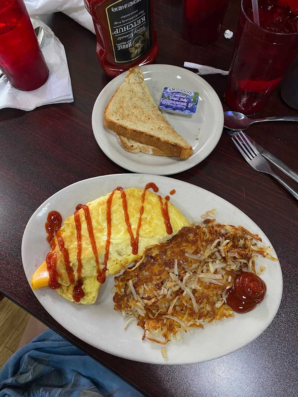 Darrell’s Diner | 2237 W C 48, Bushnell, FL 33513, USA | Phone: (352) 444-2318