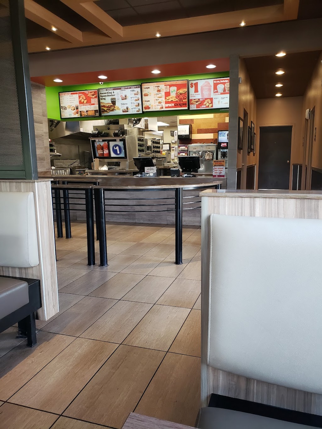 Burger King | 8502 State Road 70 E, Bradenton, FL 34202, USA | Phone: (941) 896-7891