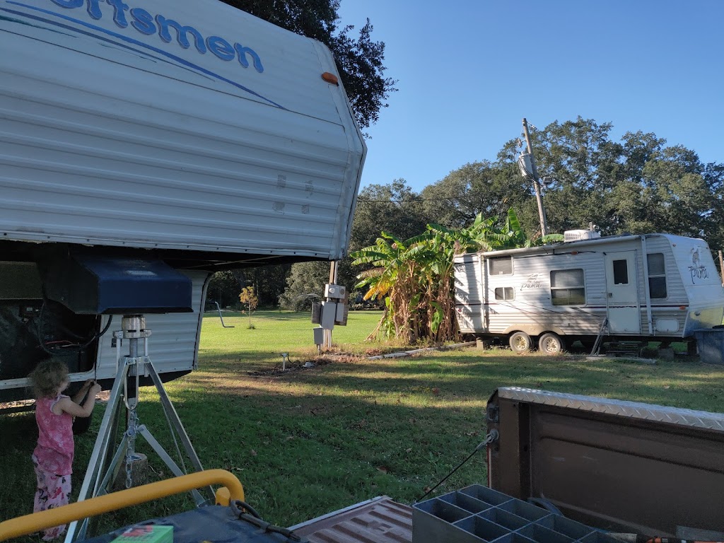 Richards RV Park | 350 Bayou Rd, St Bernard, LA 70085, USA | Phone: (504) 518-4783