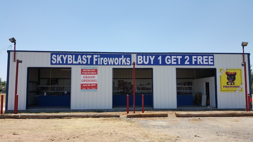 Skyblast Fireworks | 6931 US-84, Shallowater, TX 79363 | Phone: (806) 832-1399