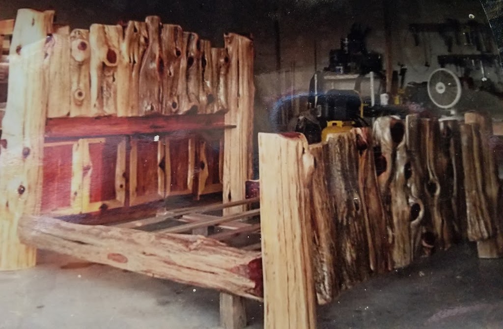 Modern frontier log furniture and sawmill | 3170 TX-174, Kopperl, TX 76652, USA | Phone: (817) 202-5131