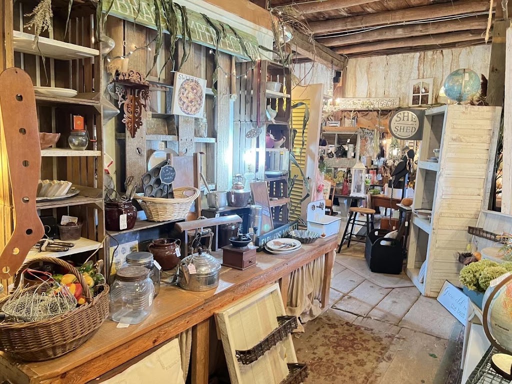 Lambs Tail Antiques | 18820 Armada Ridge Rd, Armada, MI 48005, USA | Phone: (586) 784-9861