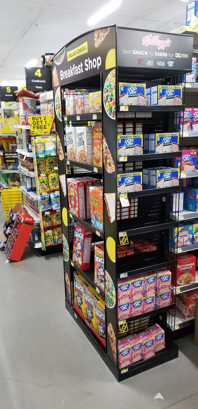 Dollar General | 703 E 9th St, Peabody, KS 66866, USA | Phone: (620) 983-6814