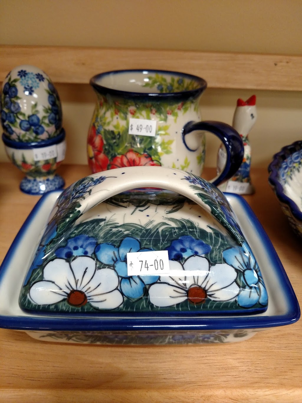 Lidias Polish Pottery Inc | 22827 SE Lake Wilderness Dr, Maple Valley, WA 98038, USA | Phone: (253) 740-1954