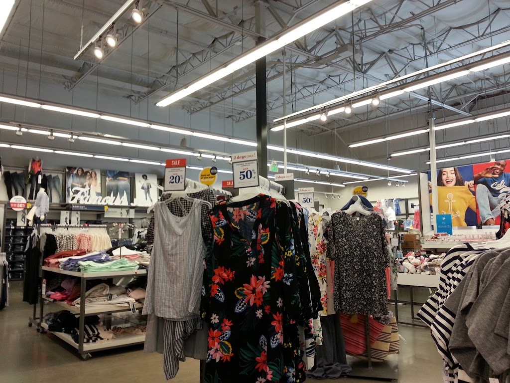 Old Navy | 6607 N Riverside Dr, Fresno, CA 93722, USA | Phone: (559) 890-8160