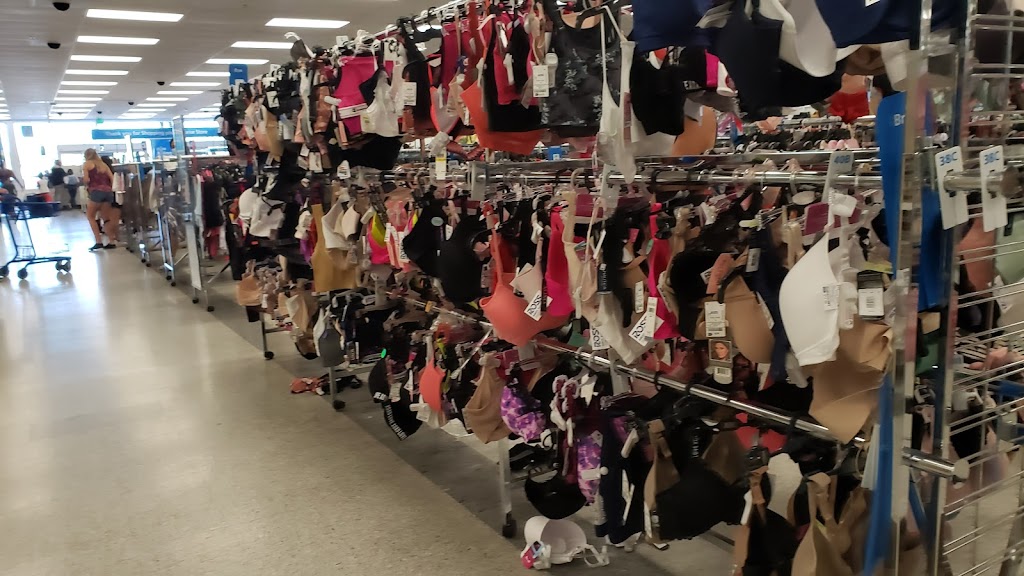 Ross Dress for Less | 13715 W Bell Rd, Surprise, AZ 85374, USA | Phone: (623) 584-2408