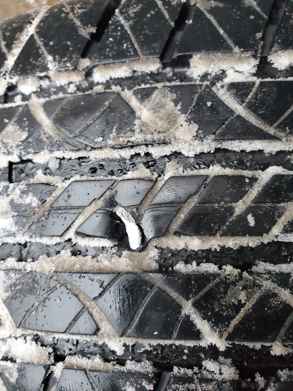 Cassady New and Used Tires | 844 N Cassady Ave, Columbus, OH 43219, USA | Phone: (614) 670-8555