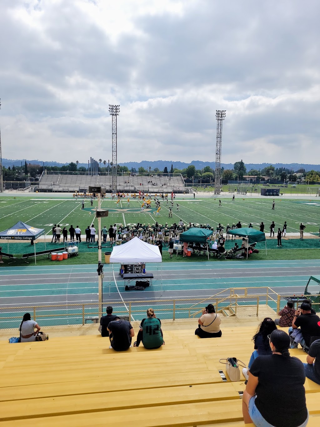 LAVC Monarch Stadium | 5800 Fulton Ave, Van Nuys, CA 91401, USA | Phone: (818) 947-2508