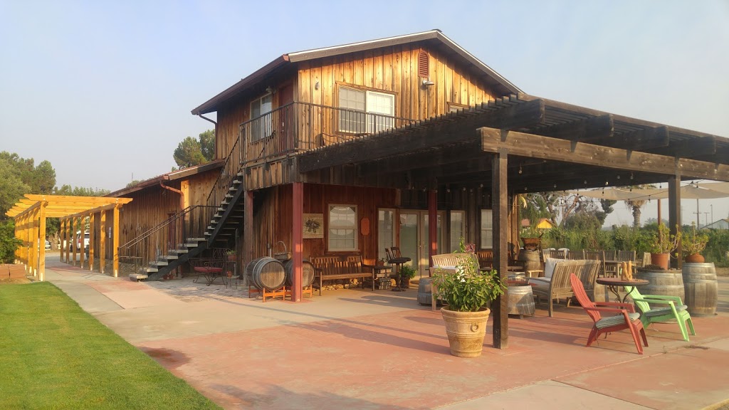 Cedar View Winery | 1384 S Frankwood Ave, Sanger, CA 93657, USA | Phone: (559) 787-9412