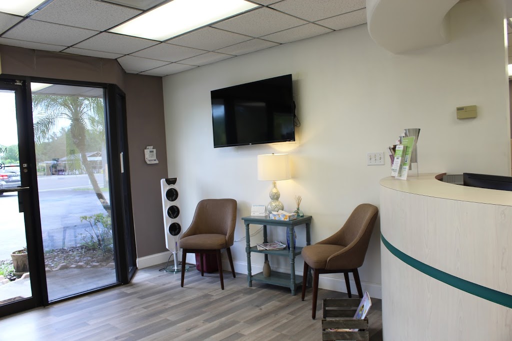 Modern Day Smiles Dentistry | 7002 Sheldon Rd, Tampa, FL 33615, USA | Phone: (813) 890-0044