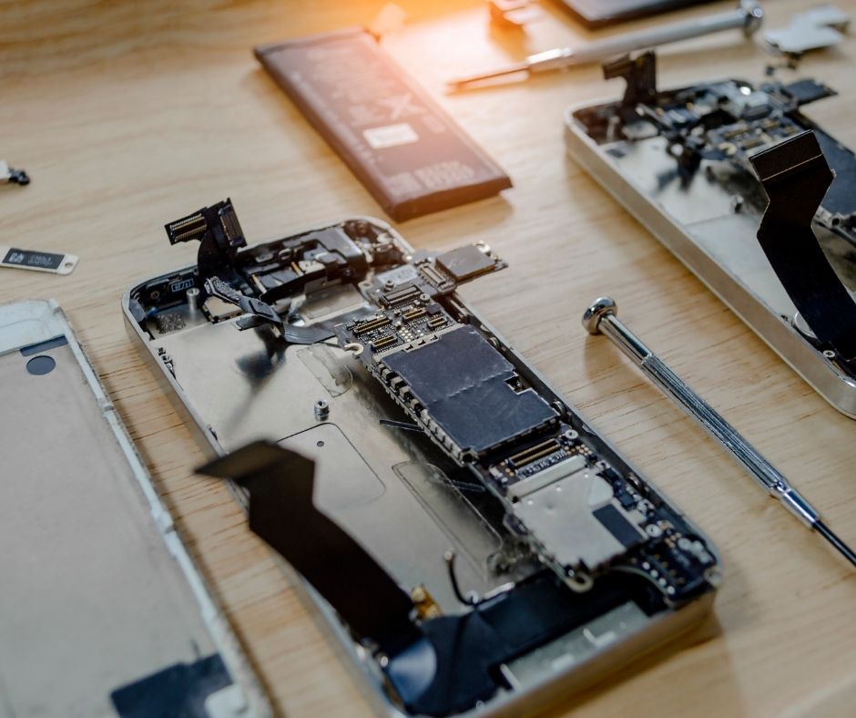 IOS Phone Repair | 1861 Banks Rd, Margate, FL 33063, USA | Phone: (954) 357-2882