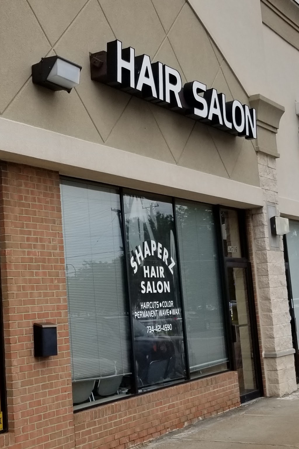 Shaperz Hair Salon | 34716 Plymouth Rd, Livonia, MI 48150, USA | Phone: (734) 421-4590