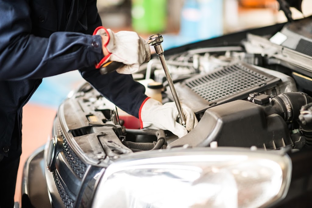 Sharonville Complete Car Care | 11432 Reading Rd, Sharonville, OH 45241, USA | Phone: (513) 733-0220