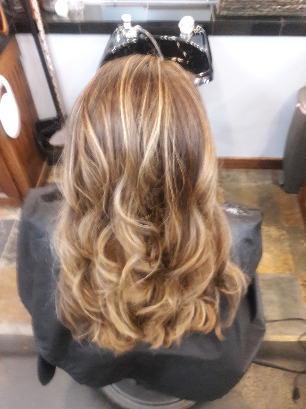 Chandler Hair Company | 1263 Park St D, Castle Rock, CO 80109, USA | Phone: (303) 660-0947