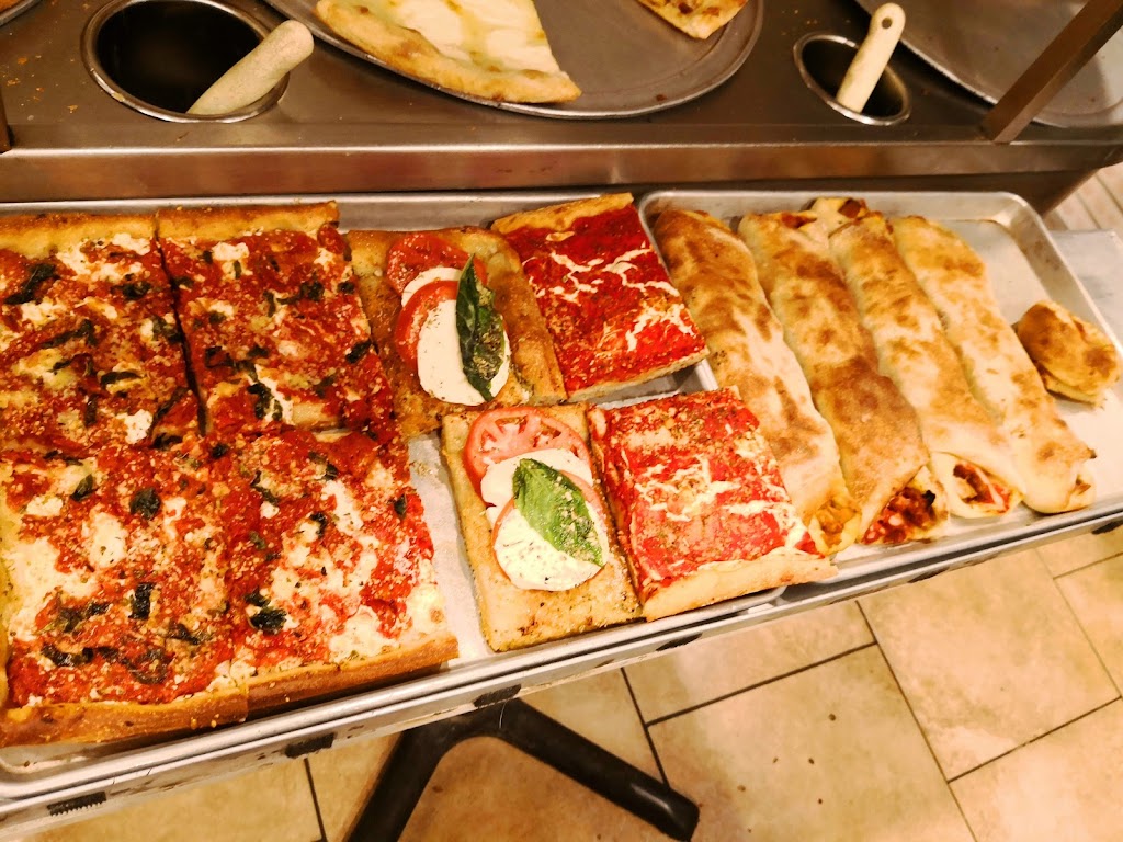 Ginos Pizzeria | 61-32 Springfield Blvd, Queens, NY 11364, USA | Phone: (718) 225-1475