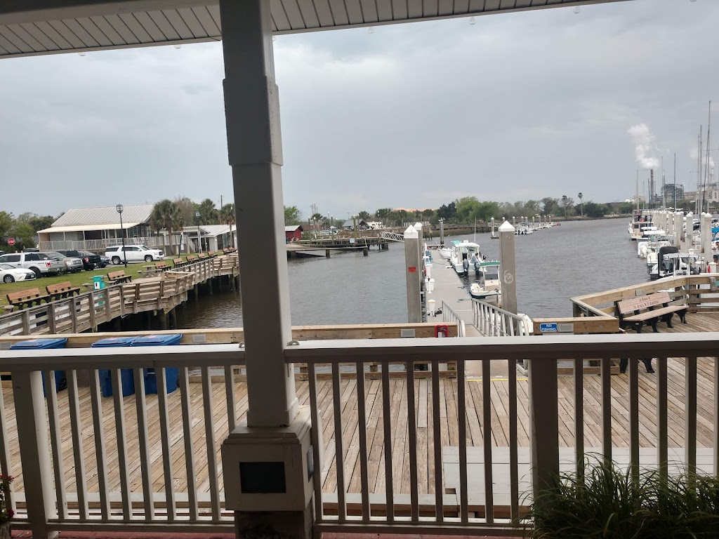 Bretts Waterway Cafe | 1 S Front St, Fernandina Beach, FL 32034, USA | Phone: (904) 261-2660