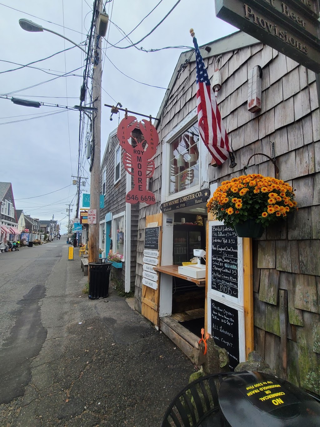 Roy Moore Lobster Company | 39 Bearskin Neck, Rockport, MA 01966, USA | Phone: (978) 546-6696