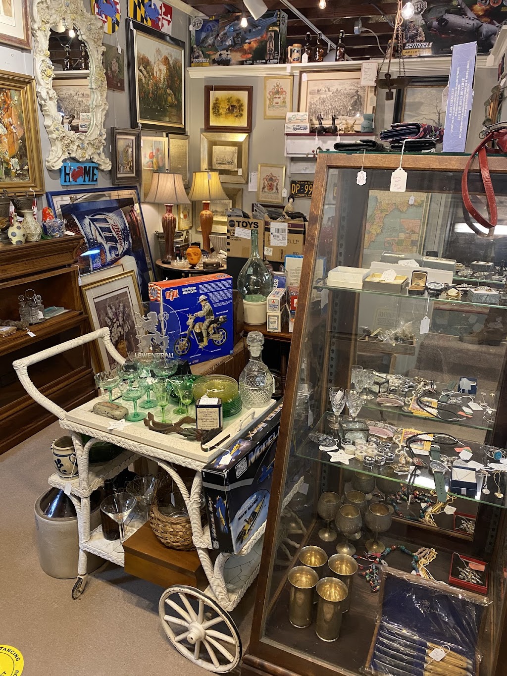 Olney Antique Village LLC | 16650 Georgia Ave, Olney, MD 20832, USA | Phone: (240) 280-3804