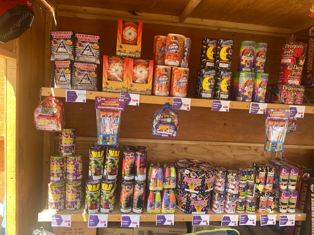 Phantom Fireworks Stand | 3547 Bradshaw Rd, Sacramento, CA 95827, USA | Phone: (916) 952-5413