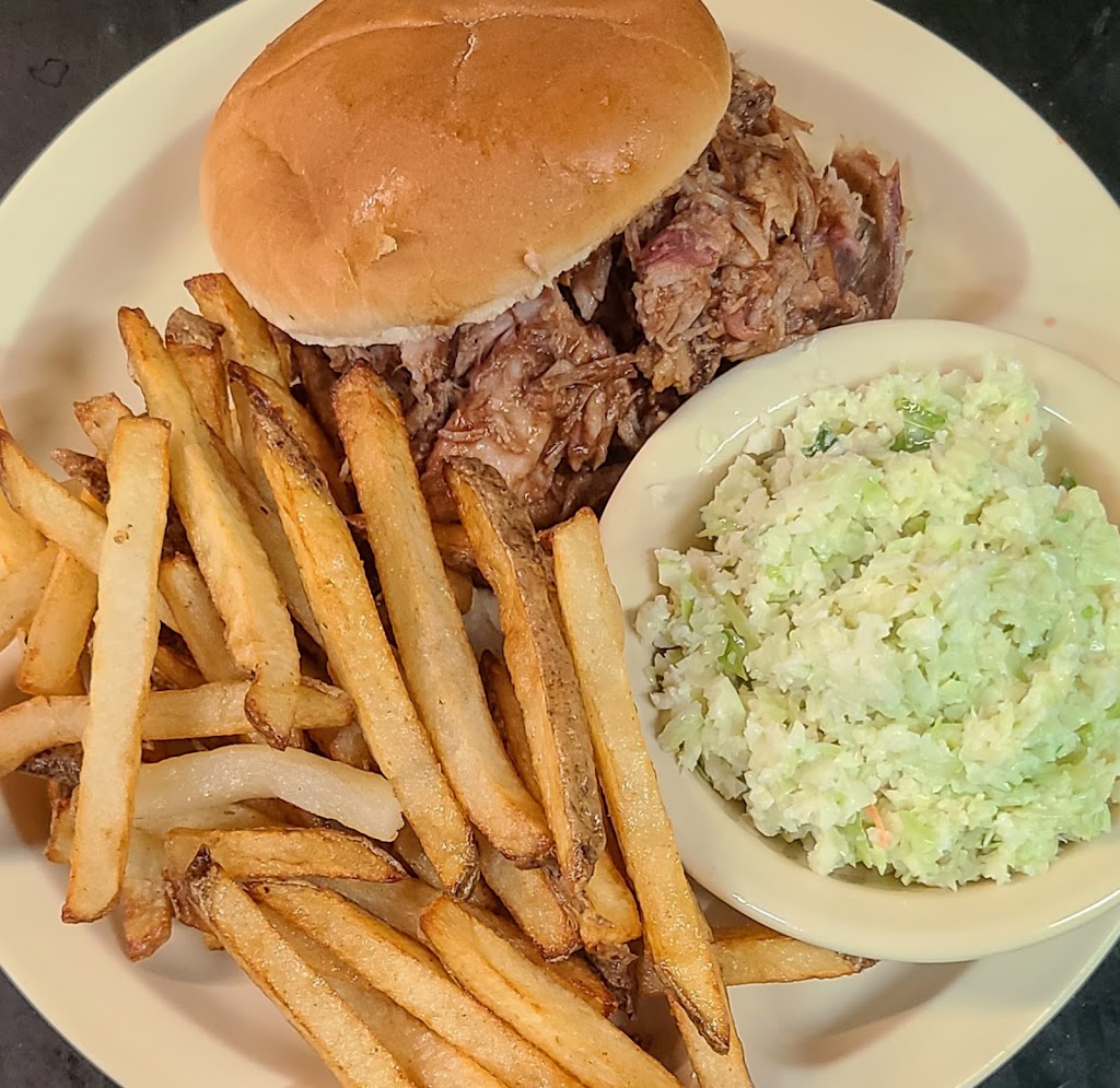 Collett Country Store and Johnnys BBQ | 4179 Marietta St, Powder Springs, GA 30127, USA | Phone: (770) 439-9277