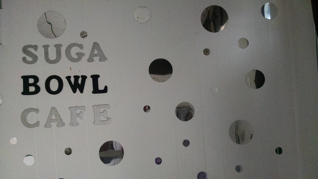 Suga Bowl Cafe | 6808 State St, East St Louis, IL 62203, USA | Phone: (618) 489-5141