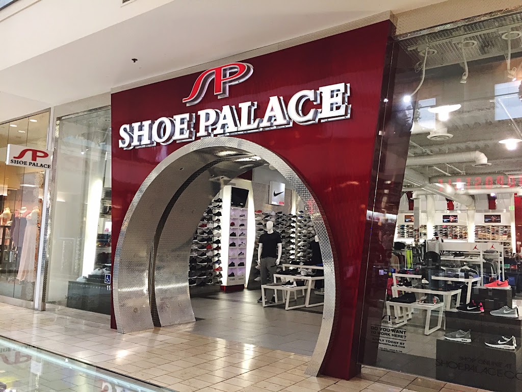 Shoe Palace | 3030 Plaza Bonita Rd, National City, CA 91950, USA | Phone: (619) 267-7200