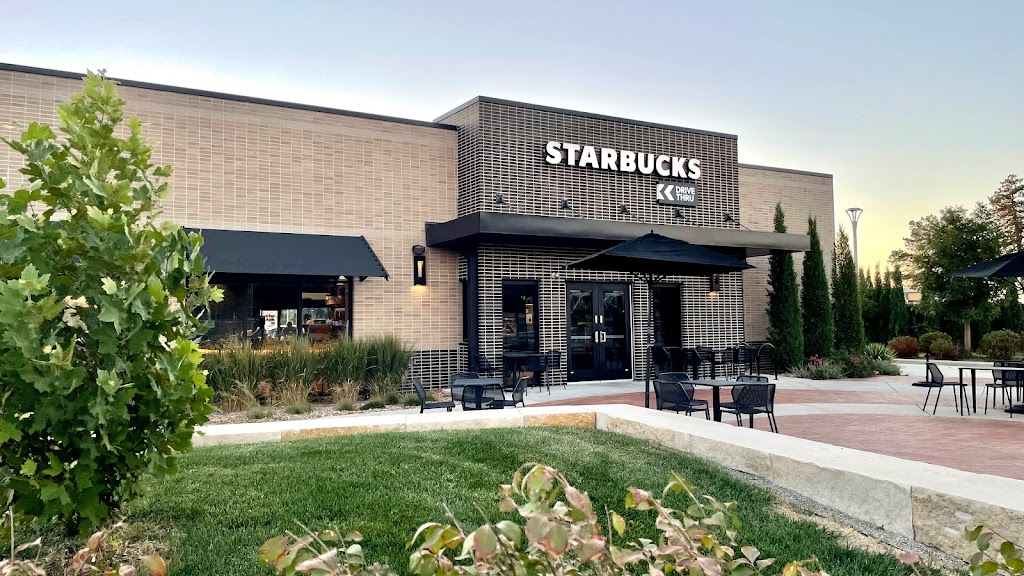 Starbucks | 4415 E 21st St N, Wichita, KS 67208, USA | Phone: (316) 648-3641