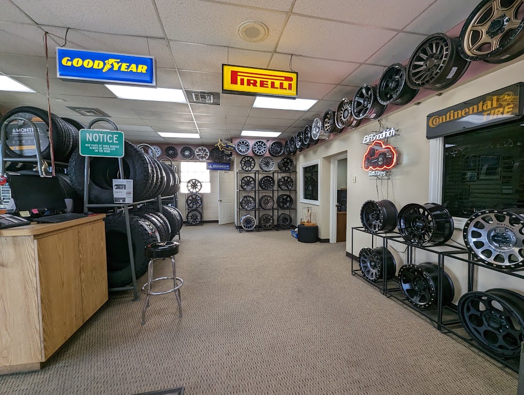 Tucker Tire Co Inc | 818 W Front St, Covina, CA 91722, USA | Phone: (626) 332-1142