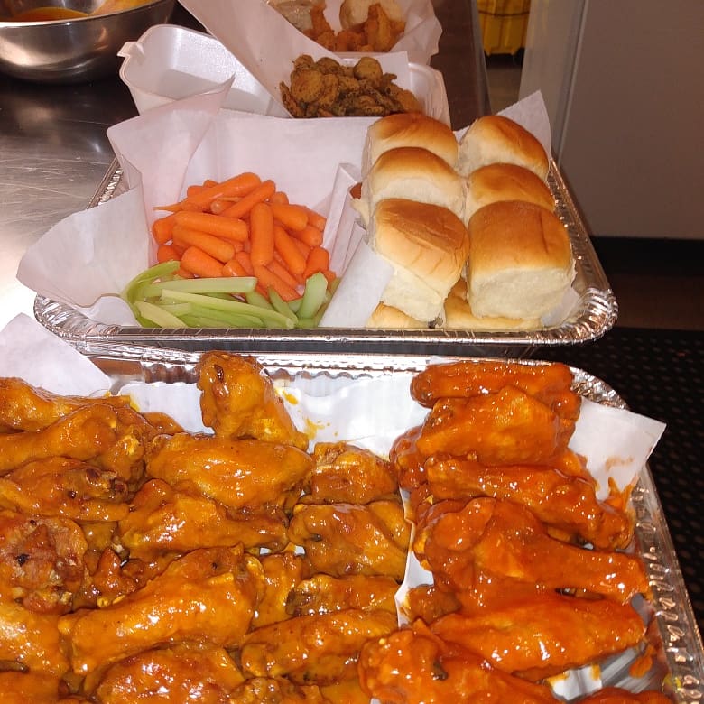 Big Myrts Wings and Things | 6525 Memphis Arlington Rd suite 103, Memphis, TN 38135, USA | Phone: (901) 249-8541