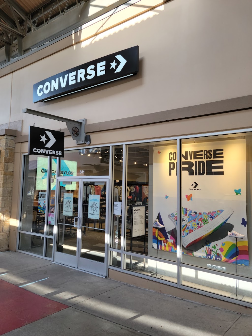 Converse outlet 2025 round rock tx