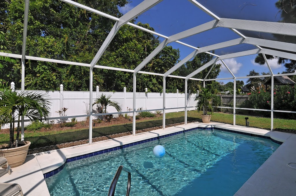 Villa FloridaDream | 202 73rd St NW, Bradenton, FL 34209 | Phone: (941) 242-5890