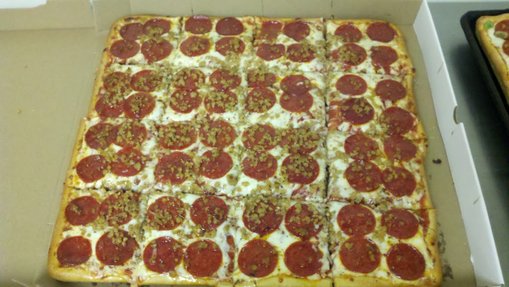 Big Star Pizza | 1372 S Cleveland Massillon Rd, Akron, OH 44321 | Phone: (330) 666-0700