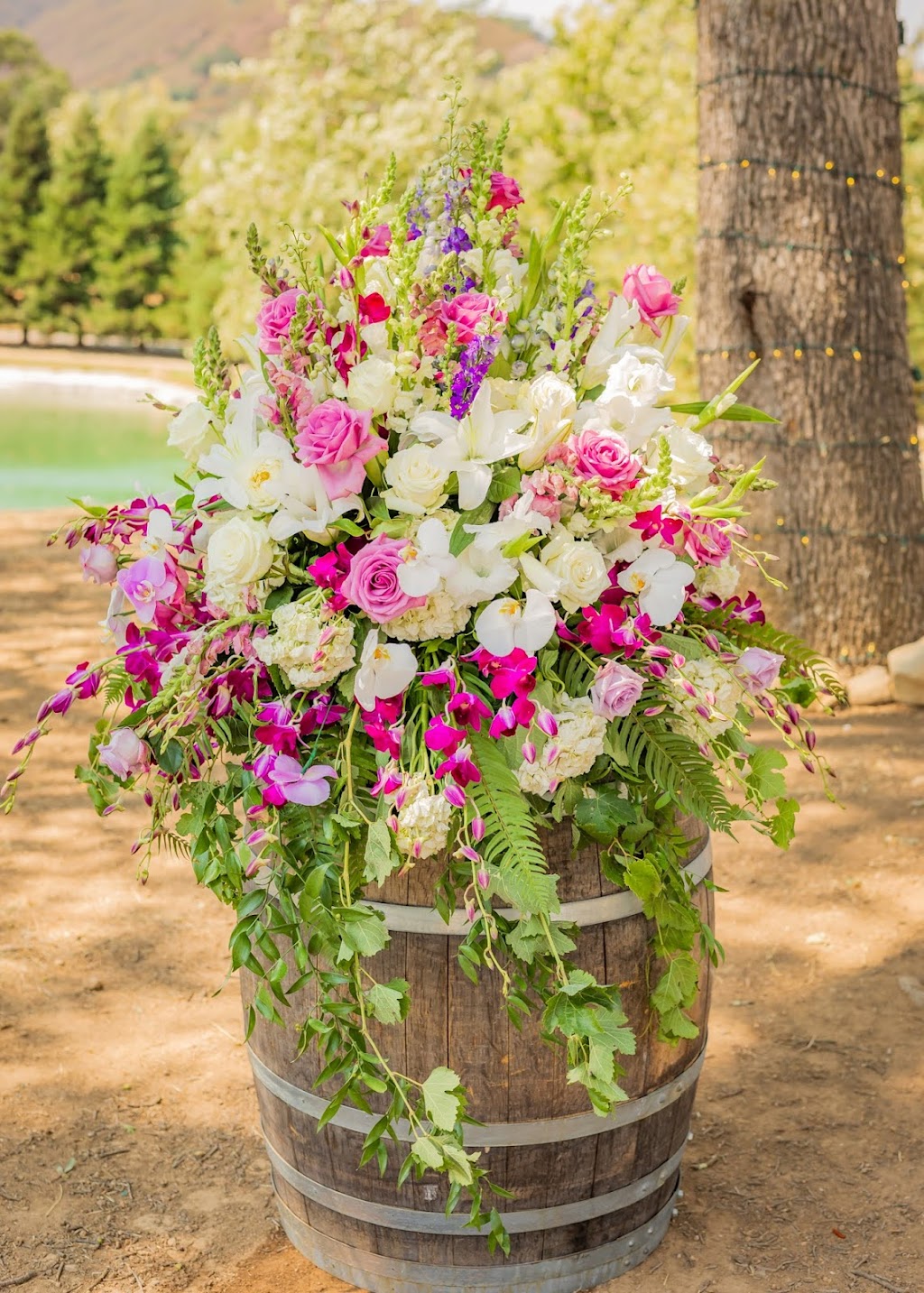 Royal Louis Florist | 2221 10th St, Sacramento, CA 95818, USA | Phone: (916) 442-3764