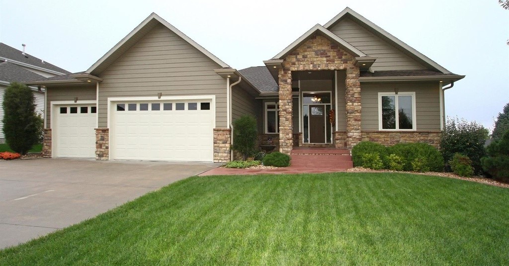 Affordable Home Improvement | 7900 S 21st St, Lincoln, NE 68512, USA | Phone: (402) 840-9045