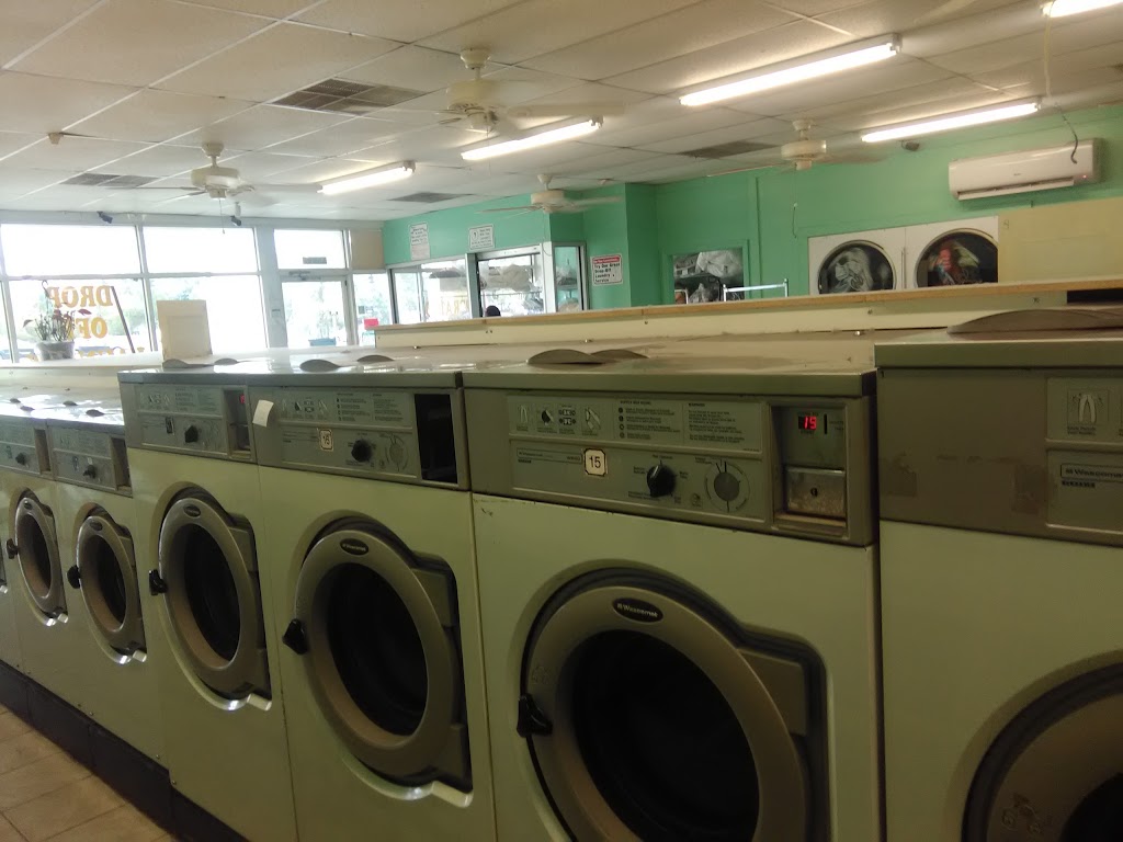 Coin Laundry | 10582 Old St Augustine Rd, Jacksonville, FL 32257, USA | Phone: (904) 262-1950