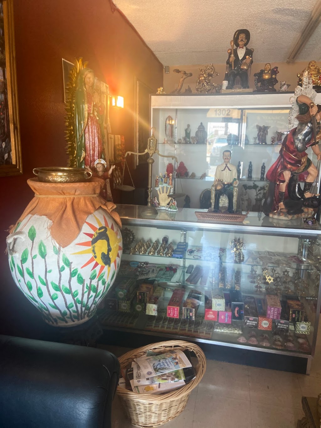 Botanica Camino Universal | 1302 S Magnolia Ave, Anaheim, CA 92804, USA | Phone: (714) 487-0279