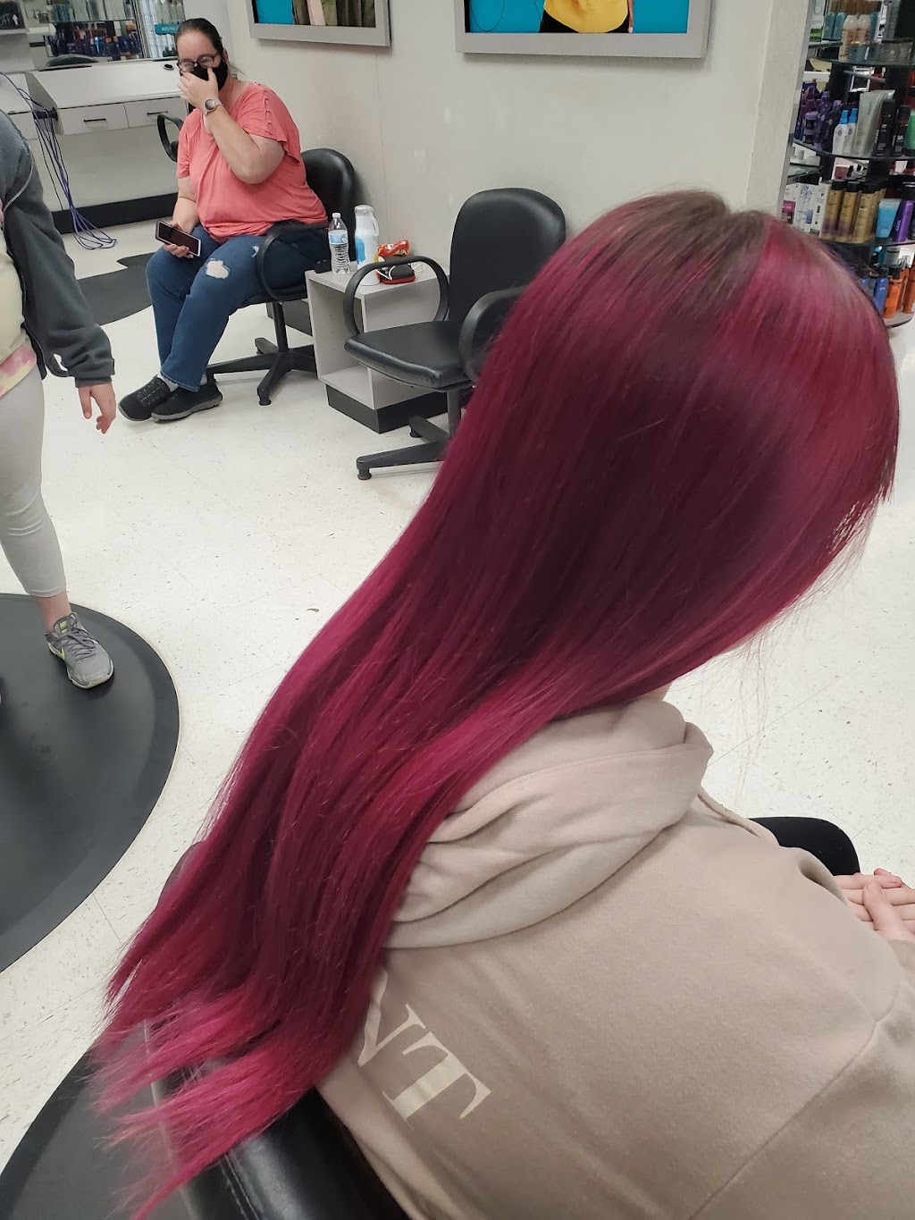 SmartStyle Hair Salon | 1000 W Shawnee St Located Inside Walmart #130, Muskogee, OK 74403, USA | Phone: (918) 682-4556