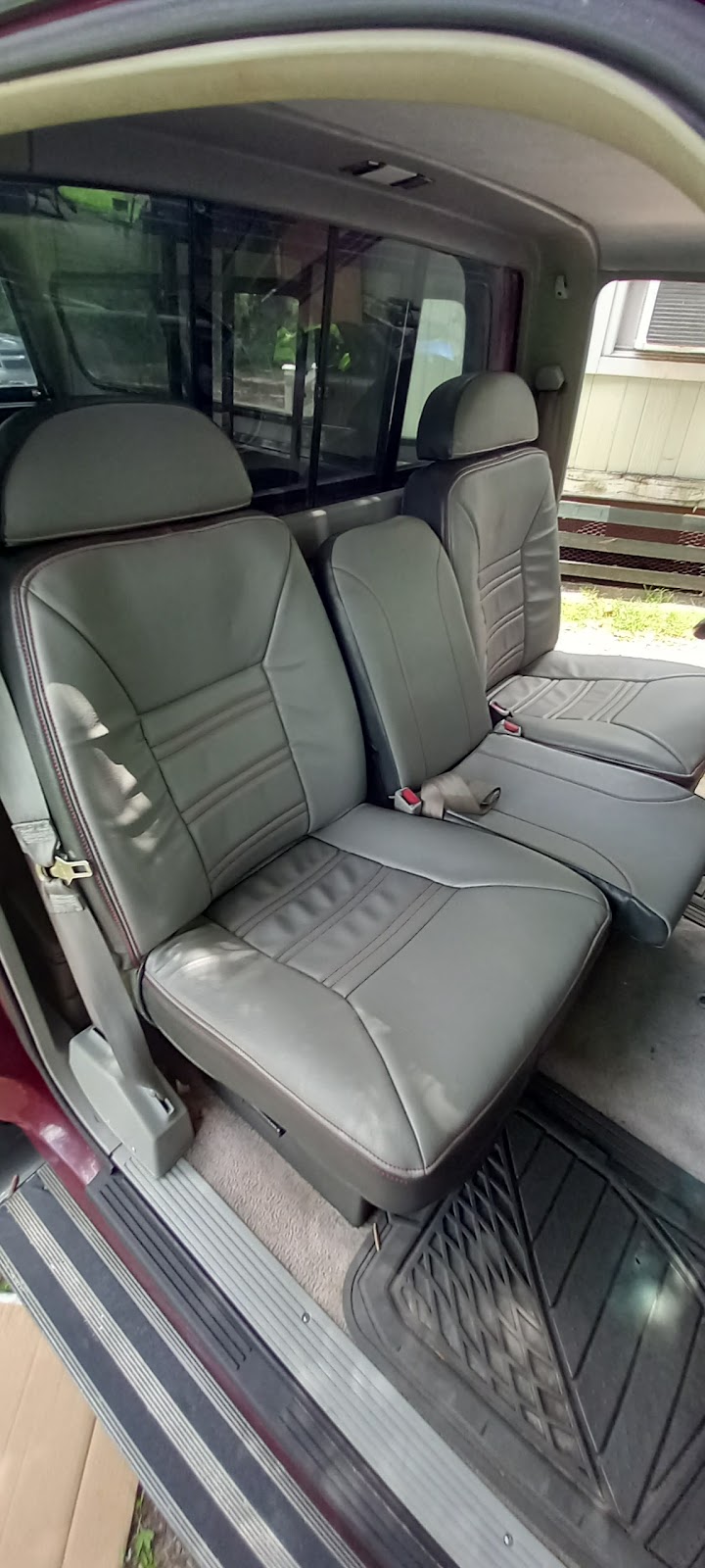 Jacob Bunch Auto Upholstery | 310 Wendel Ave, Lithia, FL 33547, USA | Phone: (813) 323-8621