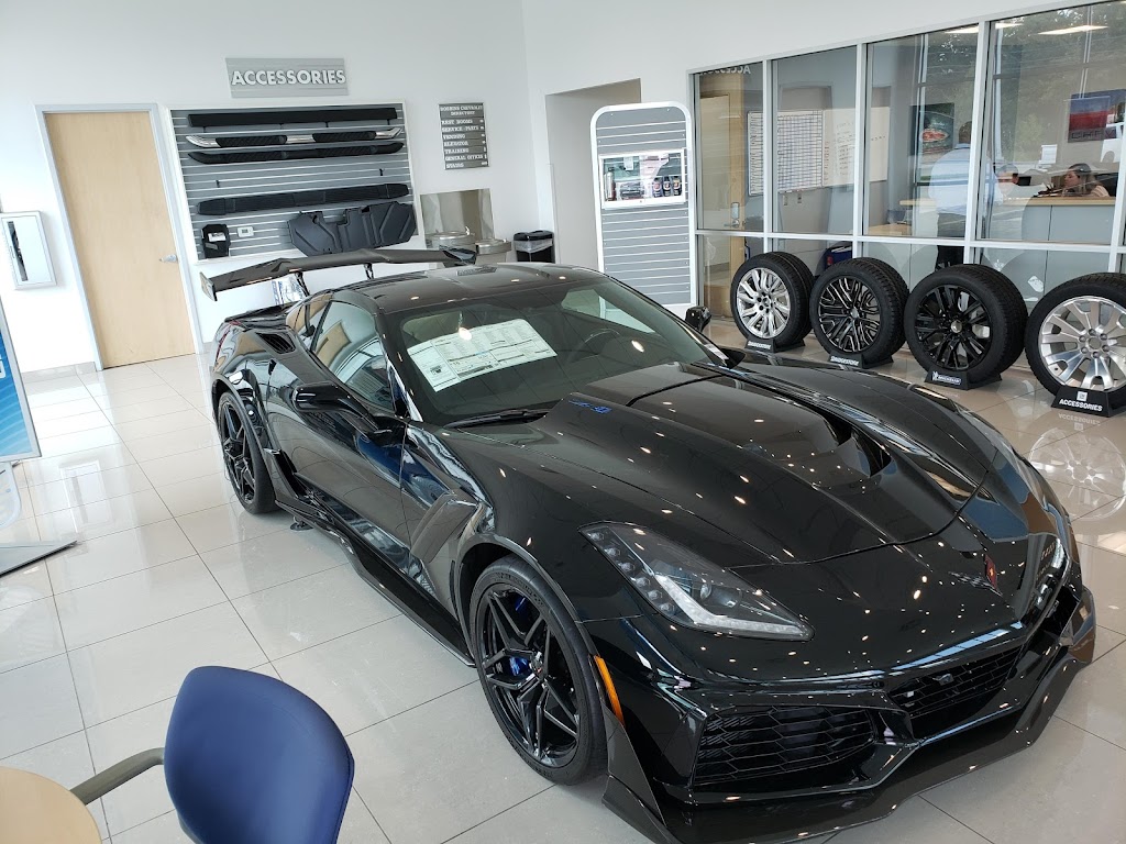 Robbins Chevrolet | 18611 US-59, Humble, TX 77338, USA | Phone: (281) 713-6937