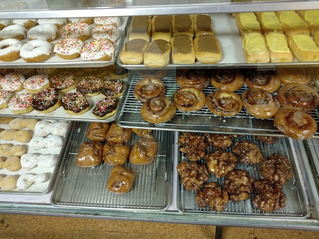 Dons Donut Shoppe | 2911 Woodville Rd, Northwood, OH 43619, USA | Phone: (419) 693-9043